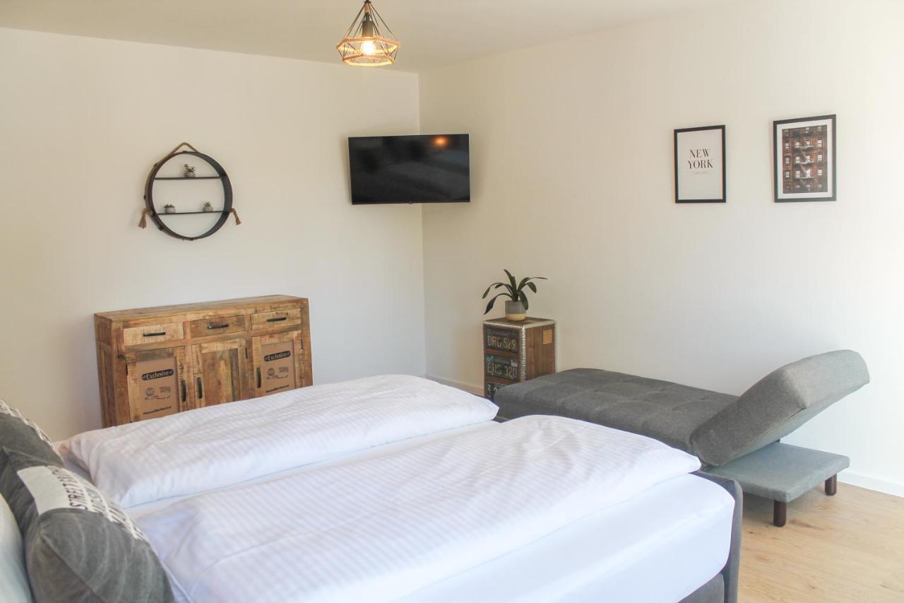 New York Apartment - Fuer Freunde & Familien, Stadtnah, Parkplatz, E-Ladestation, Gitterbox Fuer Fahrraeder, Fitnessstudio, Digitale Gaestemappe Mit Restaurant- Und Unternehmenstipps Koblenz  Kültér fotó