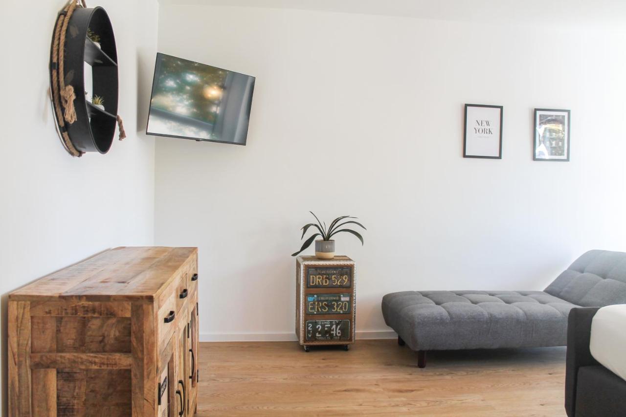 New York Apartment - Fuer Freunde & Familien, Stadtnah, Parkplatz, E-Ladestation, Gitterbox Fuer Fahrraeder, Fitnessstudio, Digitale Gaestemappe Mit Restaurant- Und Unternehmenstipps Koblenz  Kültér fotó